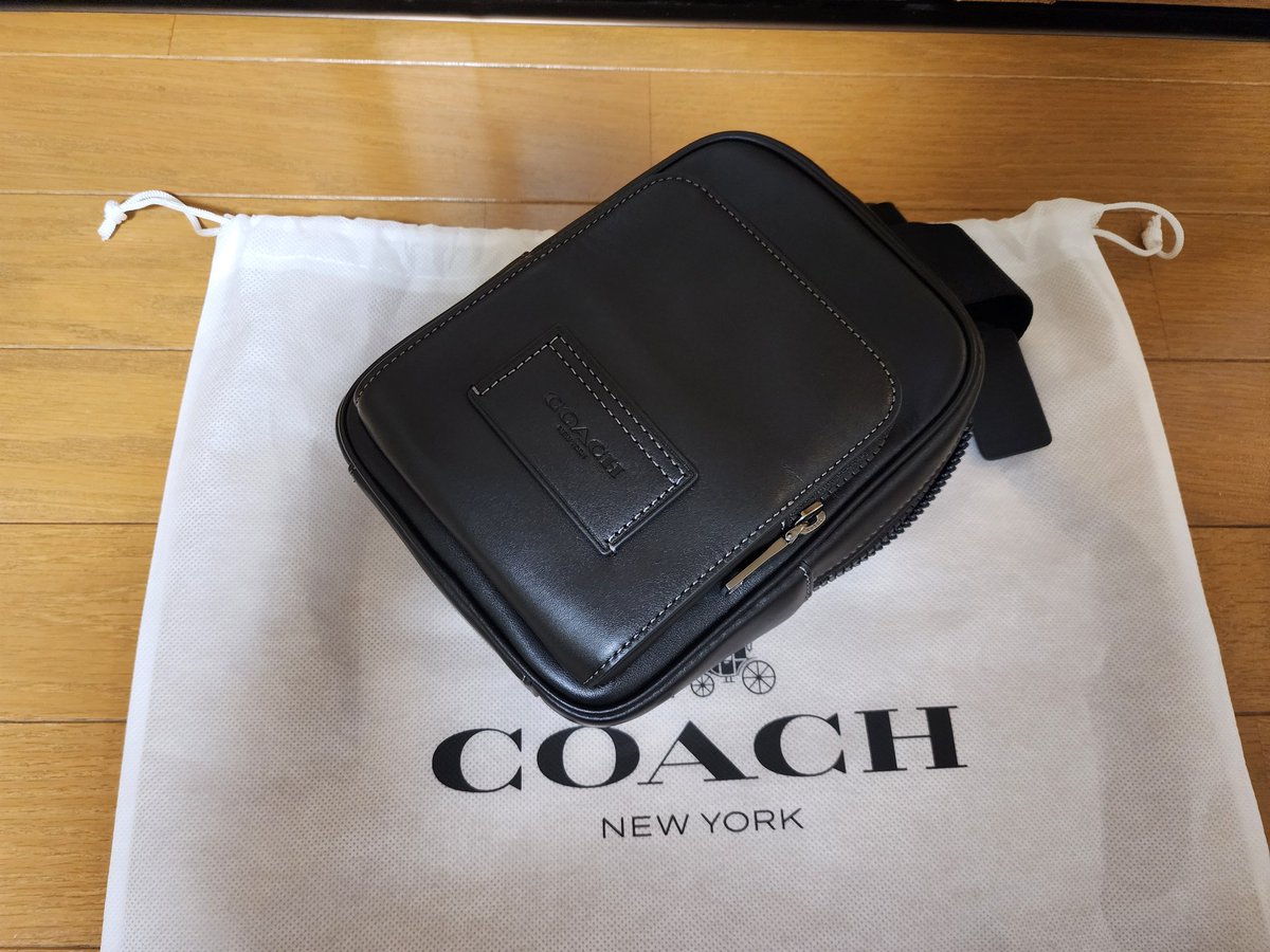 NZaXkTJVfS6CaU8's tweet image. 軽井沢のアウトレットでGET✨
#COACH