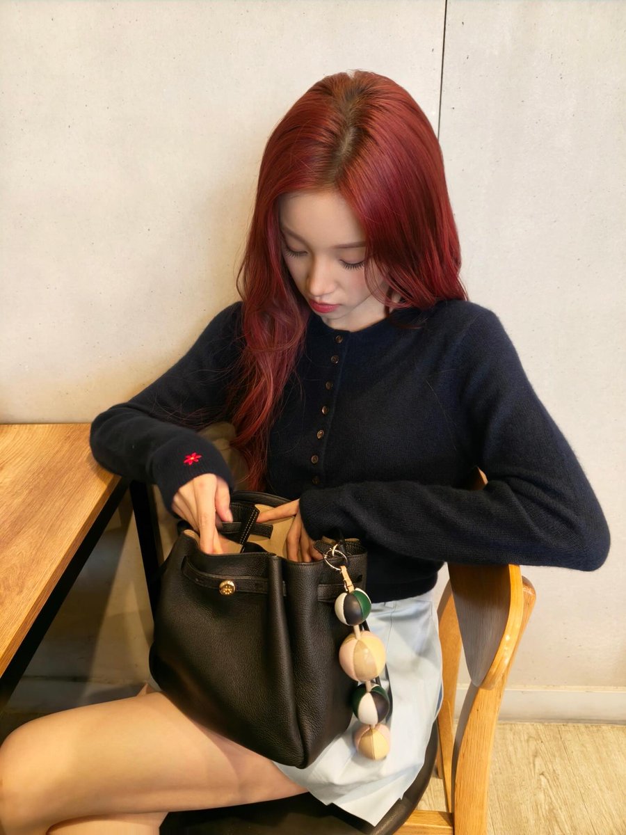 syqfiles's tweet photo. yuqi instagram update https://t.co/XkcEHpeEeB