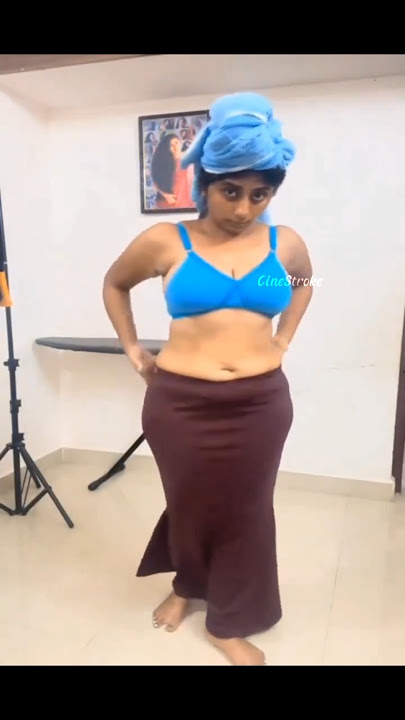 Vimal1052242's tweet image. Tamil youtuber and insta influencer sharmy makeover full video collection available dm me #youtube #tamil #wife #hot #saree #dm