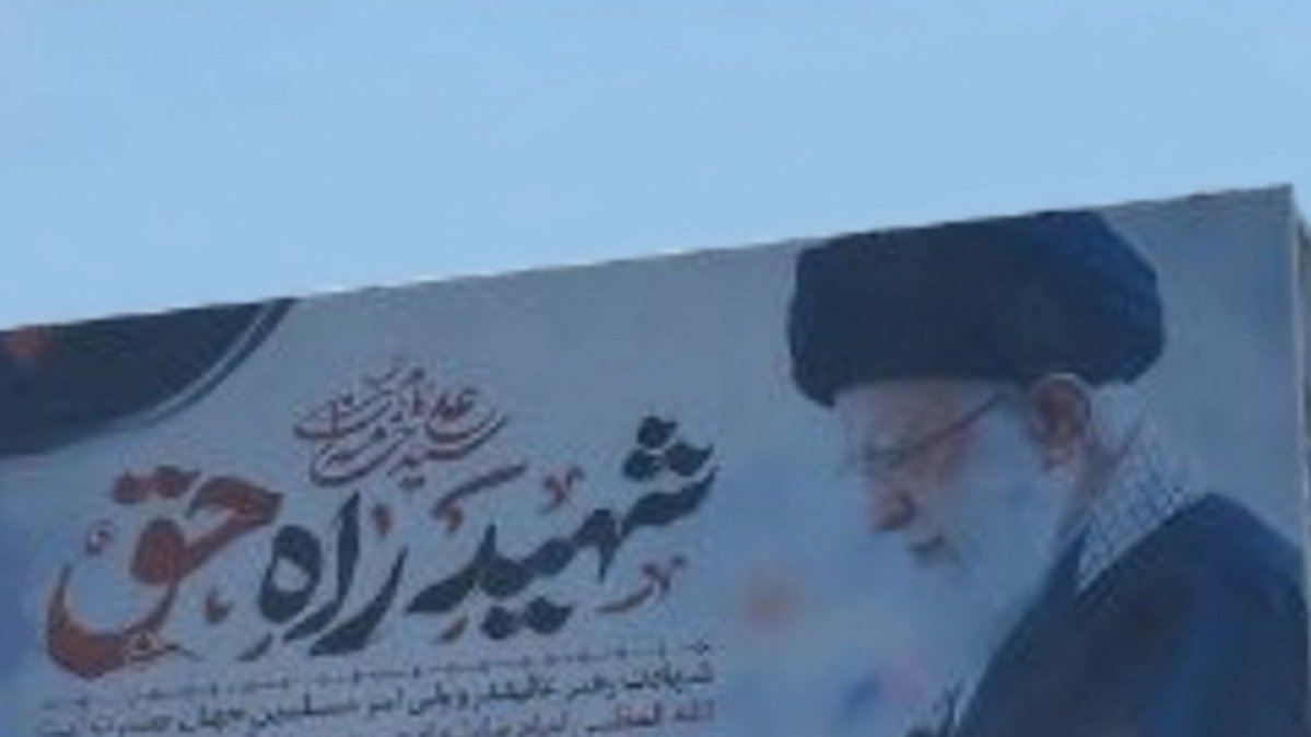 گوهر بابا(پشتیبان)🇮🇷 tweet media
