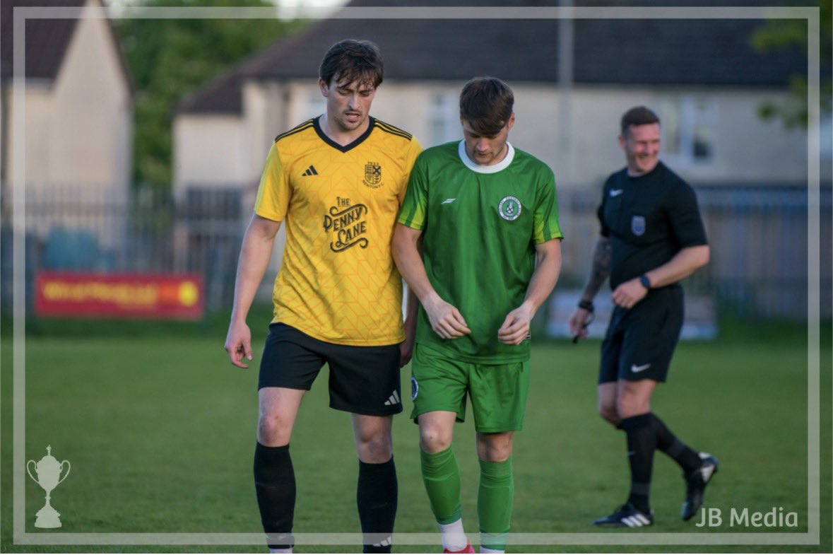 B3Bell's tweet photo. A great end to the season last night having the privilege to lead the Challenge Cup final. Two great sides competing in a tough sporting match. Thanks to my team, the league and the FA for support this year. Fingers crossed now for me but until then see you all next year! 🟥🟨 https://t.co/l43D8wFWdC