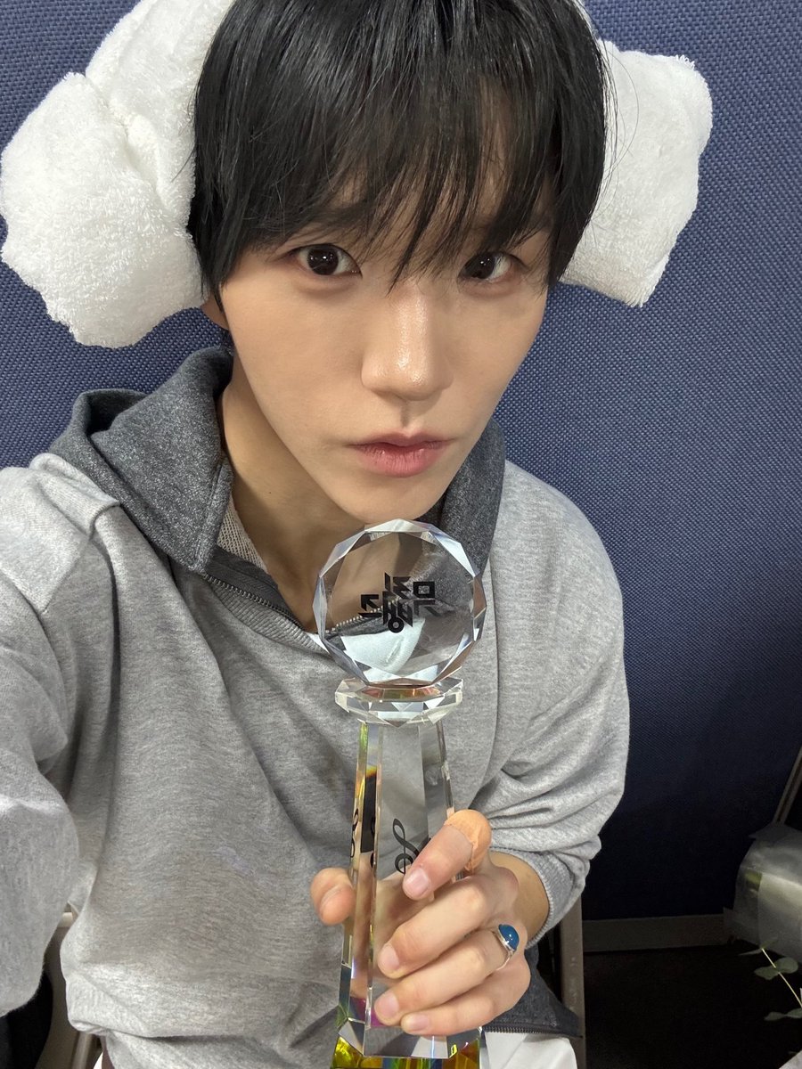 엔시티 위시 일위 축하해 💚
나 일위가수 팬이다 💚💕♥️❣️💜💛💙💗🧡💖🖤💚