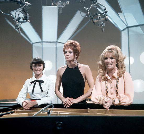 Dusty Springfield something in your eyes. tweet media