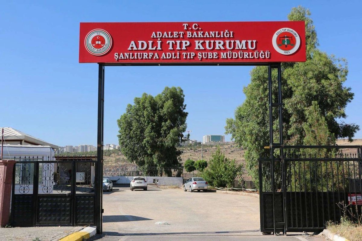 dybolaygazetesi's tweet photo. 🔴Ceylanpınar’da Park Halindeki Araçta Silahlı Ölüm
https://t.co/3b607rxmBZ
#Cumanın #1Mayıs #Devlete #Mücadele #sondakika #Diyarbakır #Nazım Hikmet https://t.co/R6ICcXBQBW