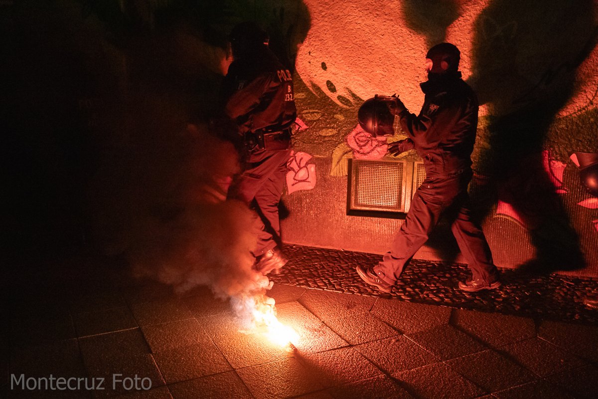 Montecruzfoto's tweet photo. 30.04.2026 Berlin. Anarchoqueerfeminist demostration "Take back the night!" took the streets of Neukölln-Kreuzberg. Kick-off for the Mayday protests at  Walpurgis Night.

#B3004 #TakeBackTheNight #berlinprotests https://t.co/jrDDDyqWND