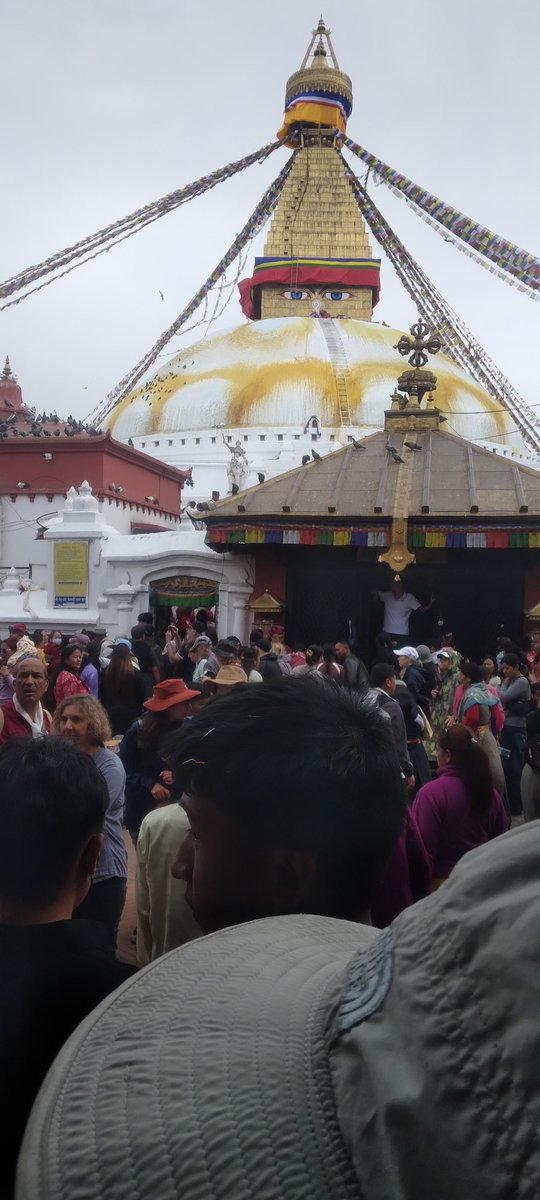 KshetriZaytun's tweet image. वाणीमा शुद्धता राखौँ, मनमा शान्ति बसाऔँ।
नराम्रो नसोचौँ,नराम्रो नबोलौँ
किनकि शब्द फर्किँदैन,तर परिणाम फर्किएर आउँछ।
शान्त मन नै साँचो शक्ति हो,
यही सन्देश दिनु भएको थियो Gautama Buddha ले।
२५७० औँ बुद्ध जयन्तीको हार्दिक शुभकामना 🙏✨
#BuddhaJayanti #Peace #Mindfulness #Compassion