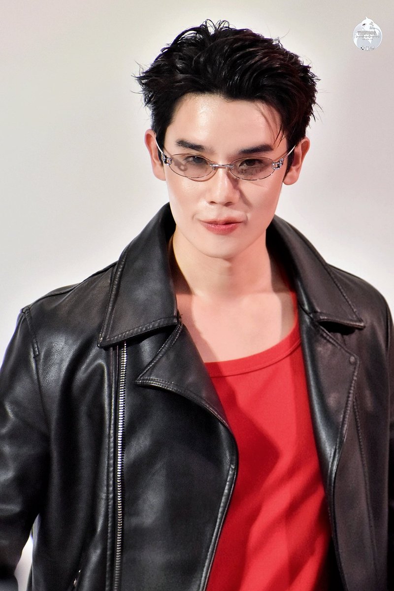 TN9193s's tweet photo. 01.05.26

Black — Red 🖤❤️ 

JSCEAN SPECIAL SCREENING
#SFxJimmySea #jimmyyjp @jimmyyjp_ https://t.co/jaoMwBp6KK