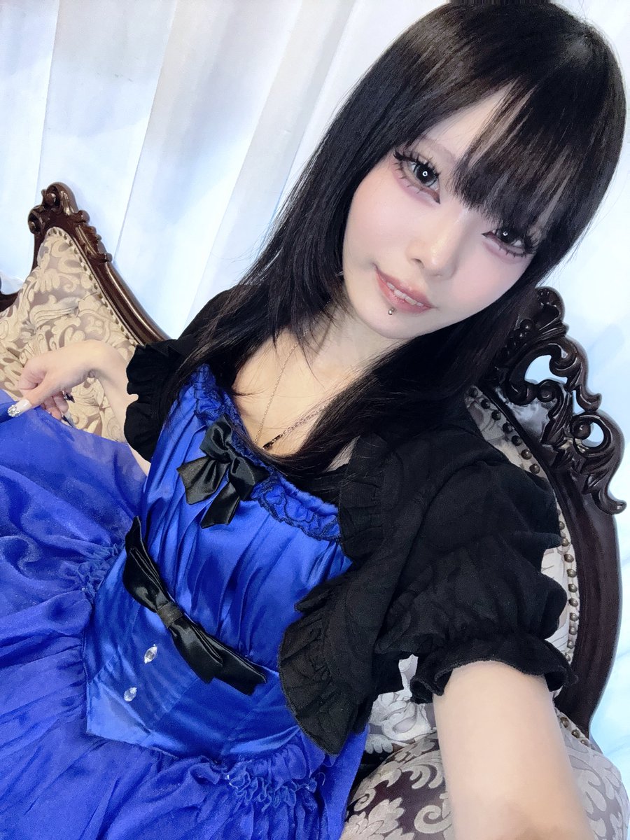あお tweet media
