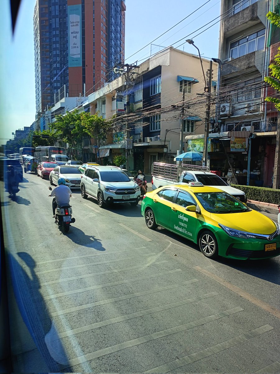 KT3984's tweet photo. ถนนสมเด็จเจ้าพระยาฝั่งไปเจริญนคร รถติดหยุดนิ่งถึงท่าดินแดง @js100radio https://t.co/eetq4P0vL0