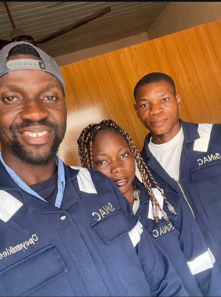 sinacnig's tweet image. We render all kinds of cleaning services. Whether it's your office, home or your new building, we're up to the task 
For more enquiries, contact:07045637514 
#SinacServices #cleaningservice #deepcleaning #warricleaners