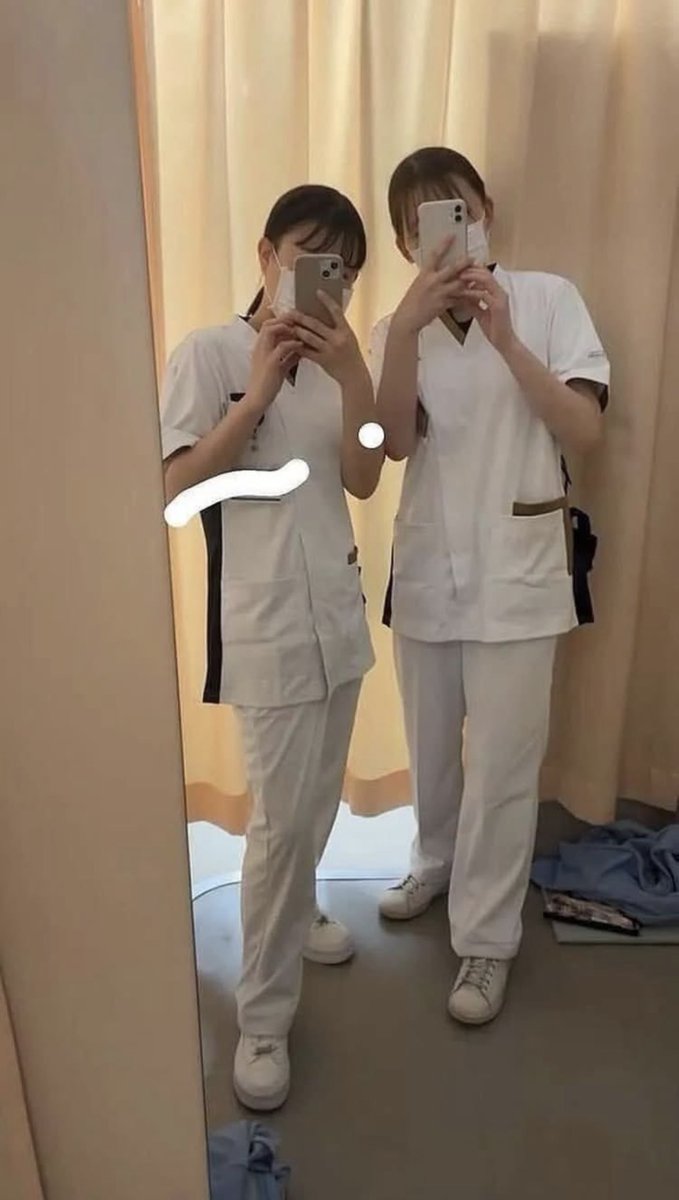 さき tweet media