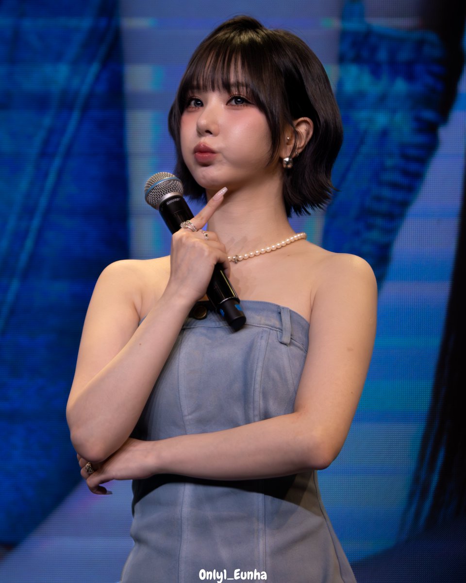 Only1_Eunha tweet media