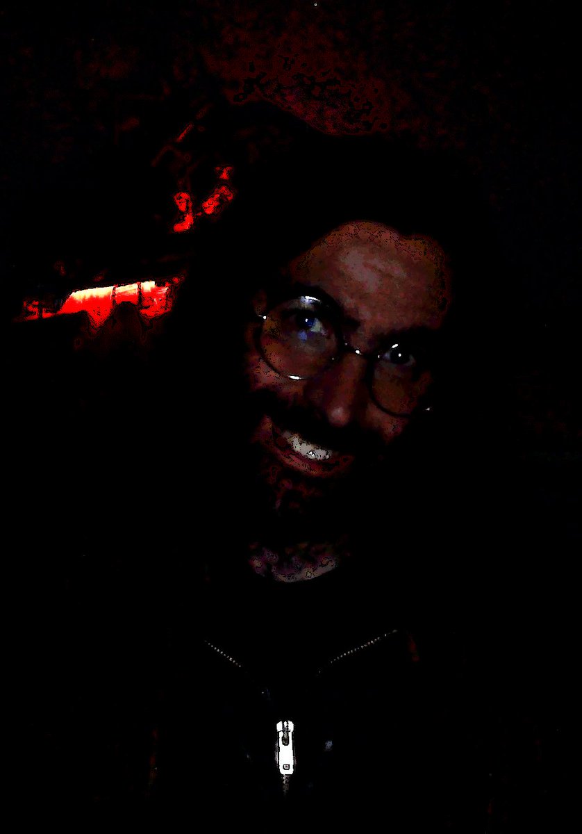 LeonardoPALC0's tweet photo. #twitch #twitchstreaming #bluesky #twitter #Rumble #YouTube #itchio #steam #LeonardoCollegianiPalc0Taglio #LP #art #anime #videogame #book #fumetto #comic #pianimpresso #Virartica #Burattinaio #Puppeteer #Virantriarcaio #Virtualdoller #LeonardoTaglio #Teatrinchiostreo #InkTheater https://t.co/dIL1rUS4aq