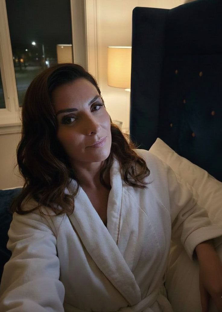 Sandra Bullock tweet media