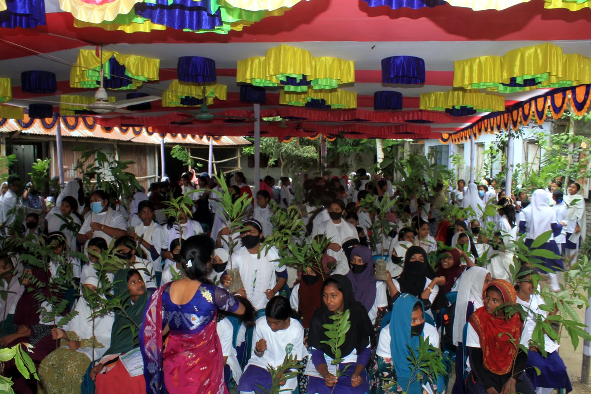 SESDOBD's tweet photo. 4.29 Green Earth Action Day 2026 in Satkhira, Bangladesh
Under the @geaforg Ambassador Programme, SESDO supported through volunteer engagement and technical assistance.
#GEAFAmbassador #GEAF #GreenEarthActionDay #GreenEarthActionFoundation #Bangladesh https://t.co/Vv33XsTLbk