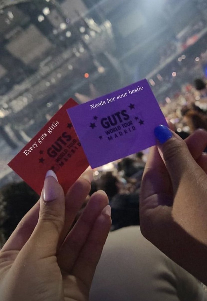 OliviaRodrigoSP's tweet photo. Llevamos 5 años y medio dedicándonos a informar y organizar al fandom español de Olivia Rodrigo. Hemos hecho de todo: una página web, fan projects del GUTS World Tour, sorteos... Por favor, tenednos en cuenta para el concierto en Barcelona! Nos haría mucha ilusión! @SpotifySpain https://t.co/FXSICX8Z5Q