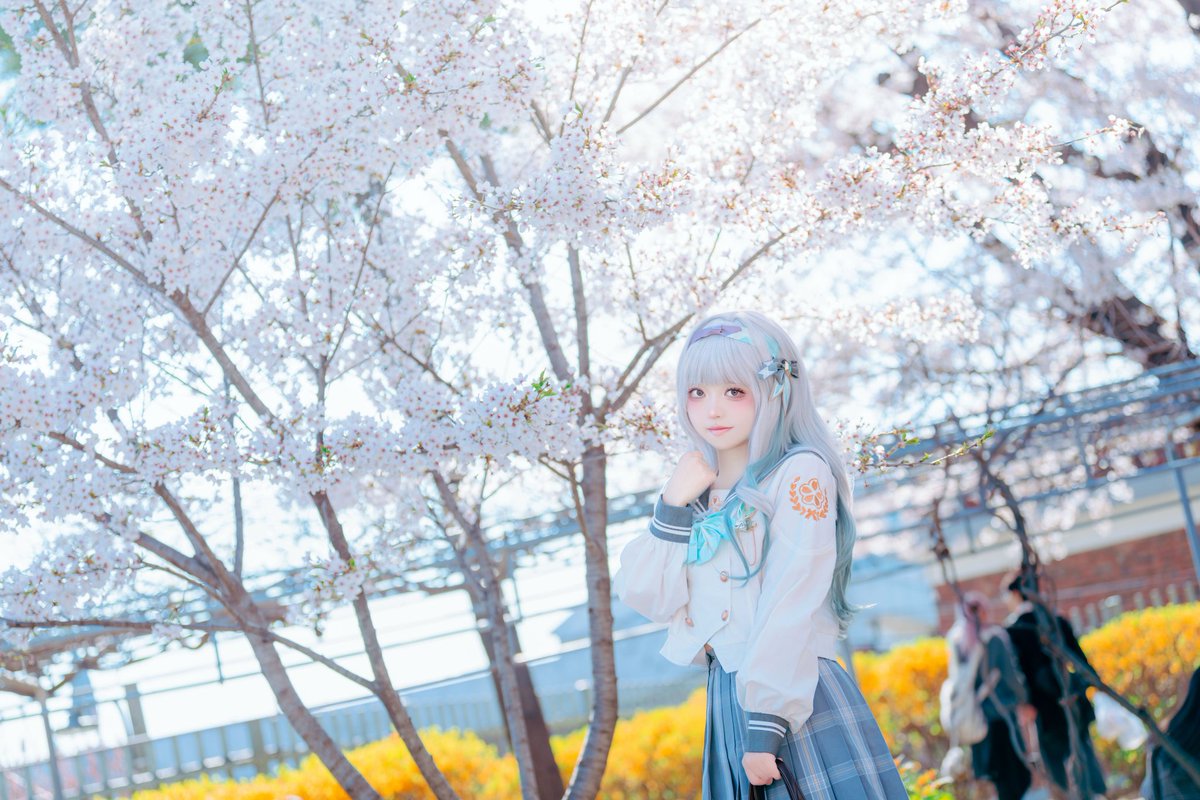 AI_S2___'s tweet photo. 봄날의 선물

#崩壊スターレイル #HonkaiStarRail #반디 #Firefly #ホタル #コスプレ #cosplay https://t.co/SDRaKSug6b