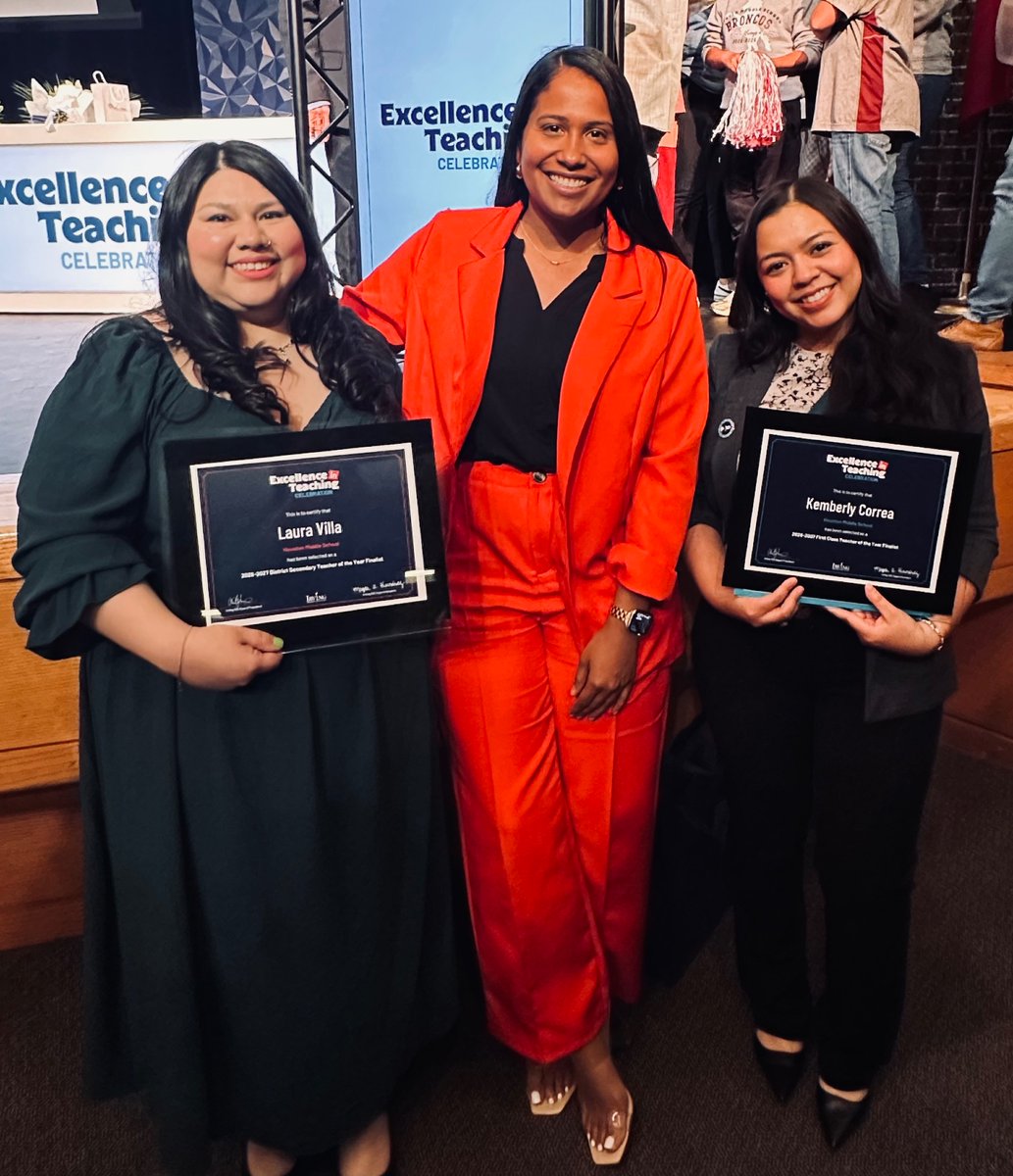 SamhoustonMS's tweet photo. Houston MS excellence on full display! 🔥

Celebrating our Teacher of the Year and our First Class Teacher of the Year finalist—well deserved recognition!

It was a night to celebrate dedication, passion, and impact 💙 Thank you for all you do! Congratulations!!!! https://t.co/NDXhSQe2Ps