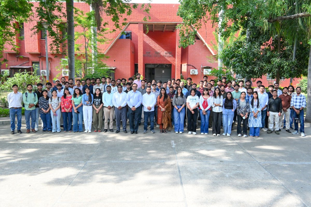 IITKanpur's tweet image. The Advanced Centre for Materials Science (ACMS), IIT Kanpur, in collaboration with Harcourt Butler Technical University (@hbtukanpur), successfully hosted a one-day workshop — Material Characterization: MatChar 2026.

#IITKanpur #ACMS #MaterialScience #MatChar2026