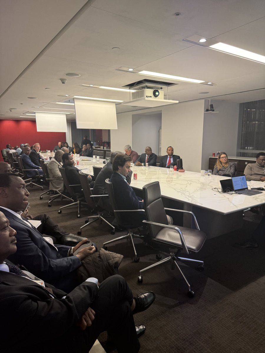patrick_muzondo's tweet photo. African Capital Markets Investment Conference-London 

On the sidelines of the 3day ACMIC, @Marketsindaba convened a series of high-impact, roundtable sessions and pre-scheduled B2B meetings, which is an approach that is consistent with FMI’s transaction focused conference model. https://t.co/srREpQarT6