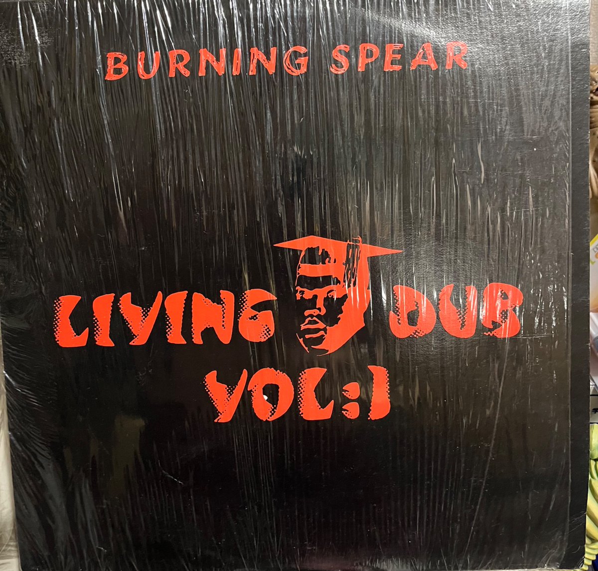 Burning Spear “Living Dub Vol. 1"
1979 burning spear🇯🇲

前年78年作"Social Living"のDUB MIX盤💿🎛️🇯🇲

ヘビーなリズム隊＆Winston Rodneyの呪術的Vo.がミステリアスなムードを醸し出すDEEPなルーツ・ダブ•プレート🇯🇲🫥🎛️🎸🥁💿🇯🇲