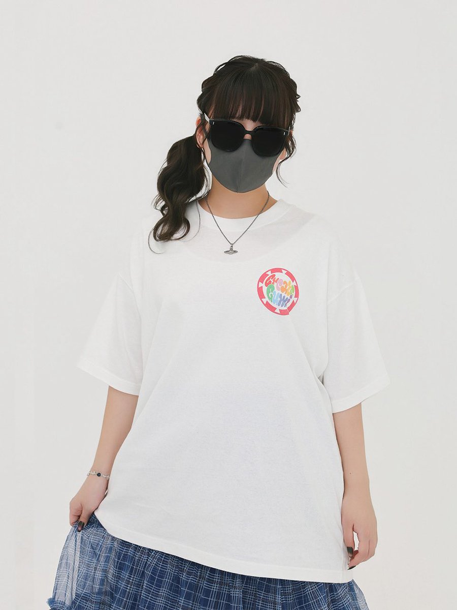 amu_amu831's tweet photo. 166cmの身長高めでもダボって着れた！バックプリントのクリエ組くんが可愛い🫶

#KUS 
▼着用
クリエ組Tシャツ / BIG https://t.co/xb1rrqlZTA