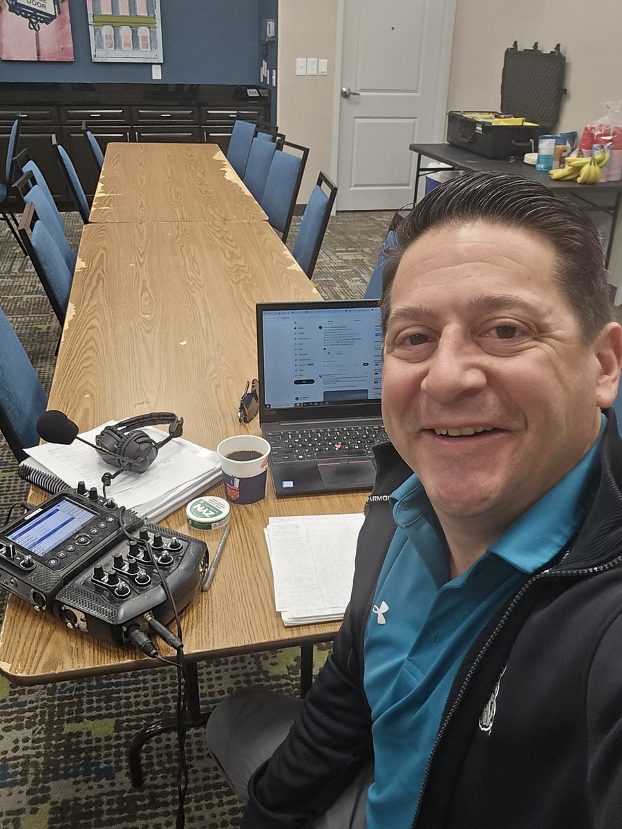 JoeCats19's tweet image. Friday roadie in Statesboro, GA!
NOW: The Hot Talk Morning Show!
LIVE: 6-10a 99.5FM #MyrtleBeach 
LISTEN: wrnn.net 
LATER: @CoastalBaseball @ Georgia Southern! 
AIRTIME: 1140a; First-Pitch: NOON
LISTEN: @GoCCUsports app