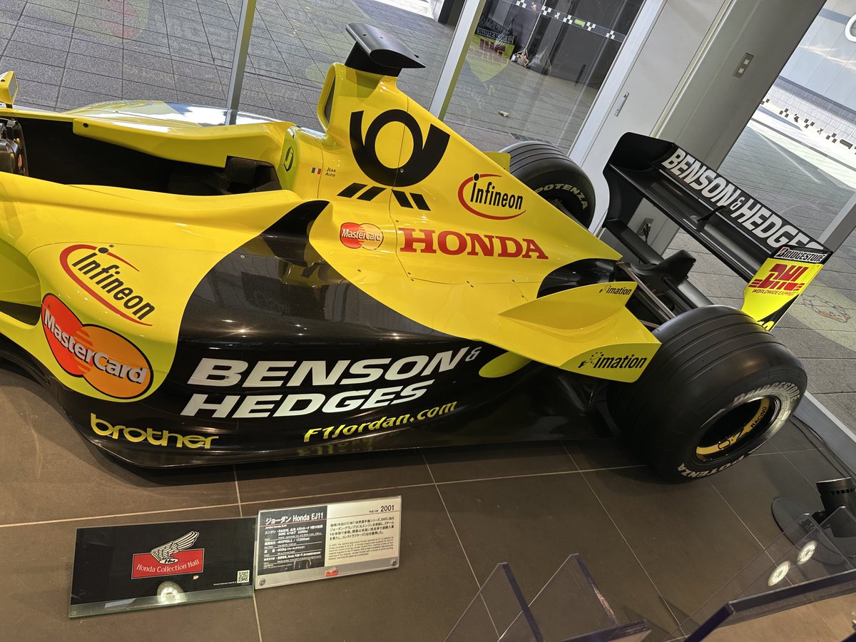 BB_SC59's tweet photo. 鈴鹿PAに寄ったらPowered by Hondaに出くわした！！！ https://t.co/RQ0iW549Uz