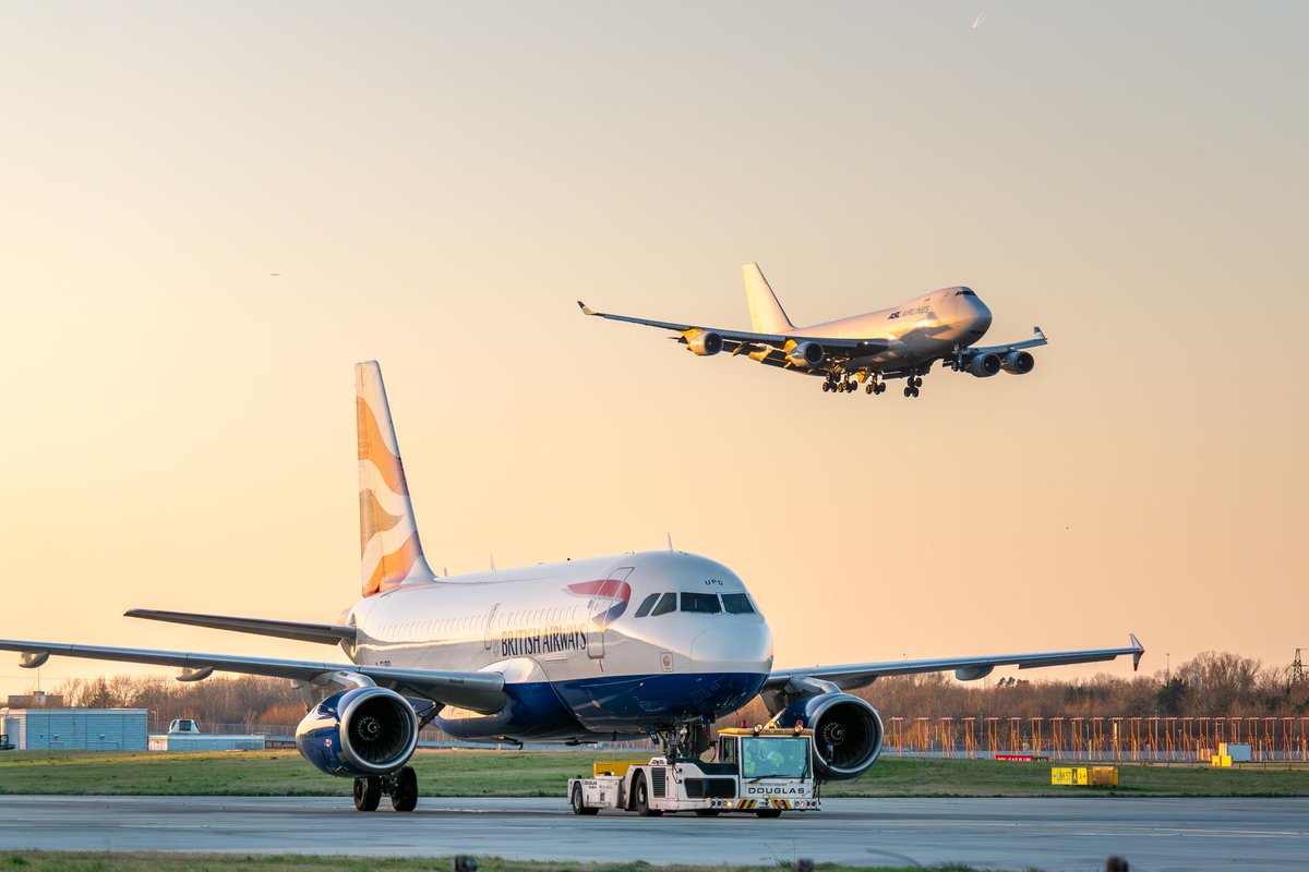 Heathrow Airport tweet media