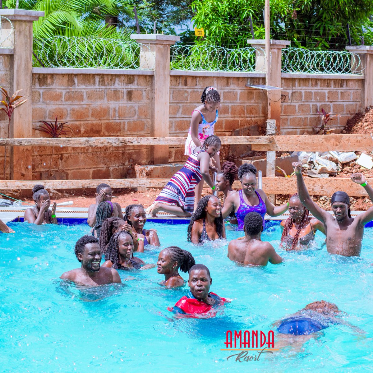 AmandaReso52123's tweet image. What's your Today's plan being a holiday? 

#amandaresort #fyp #swimmingpool #holiday #hotel #kakamega #poolparty
