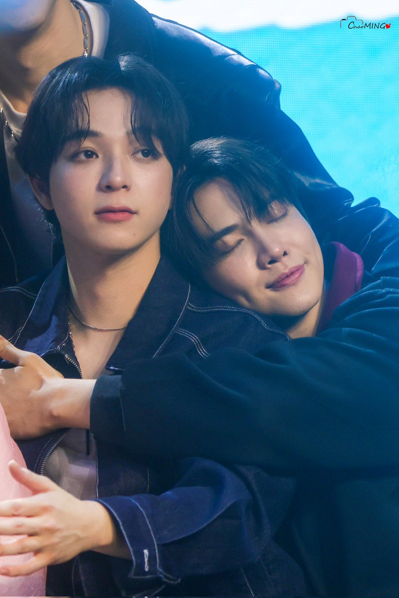 Once you enter 6CODE world, you will never feel lonely anymore🥰 

#แม็กกี้บาส #maxky_rp 
#บาสเด็กอ้วนที่แท้จริง #bbasjtr
#maxkybas #6CODE