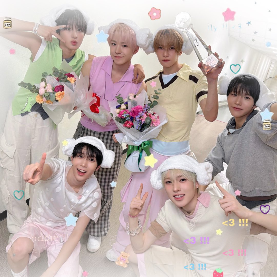 clarist 𐙚𝒪𝒹𝑒 𝓉𝑜 𝐿𝑜𝓋𝑒 ໒꒱🌷🐈‍⬛🦭🐰 tweet media