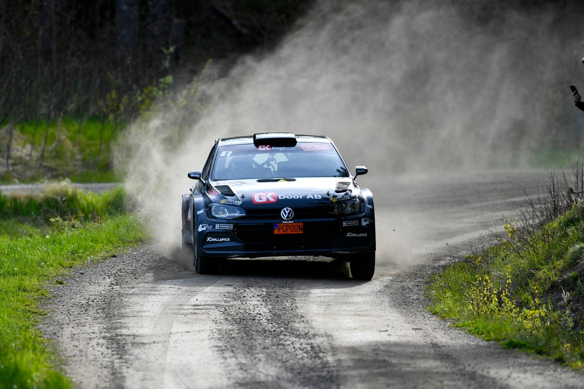 RALLY SM tweet media