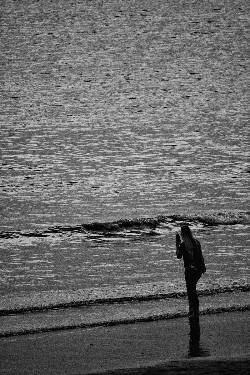 Gz_Quozy's tweet image. 日没の片瀬海岸

#blackandwhite #streetphotography #片瀬海岸 #江ノ島