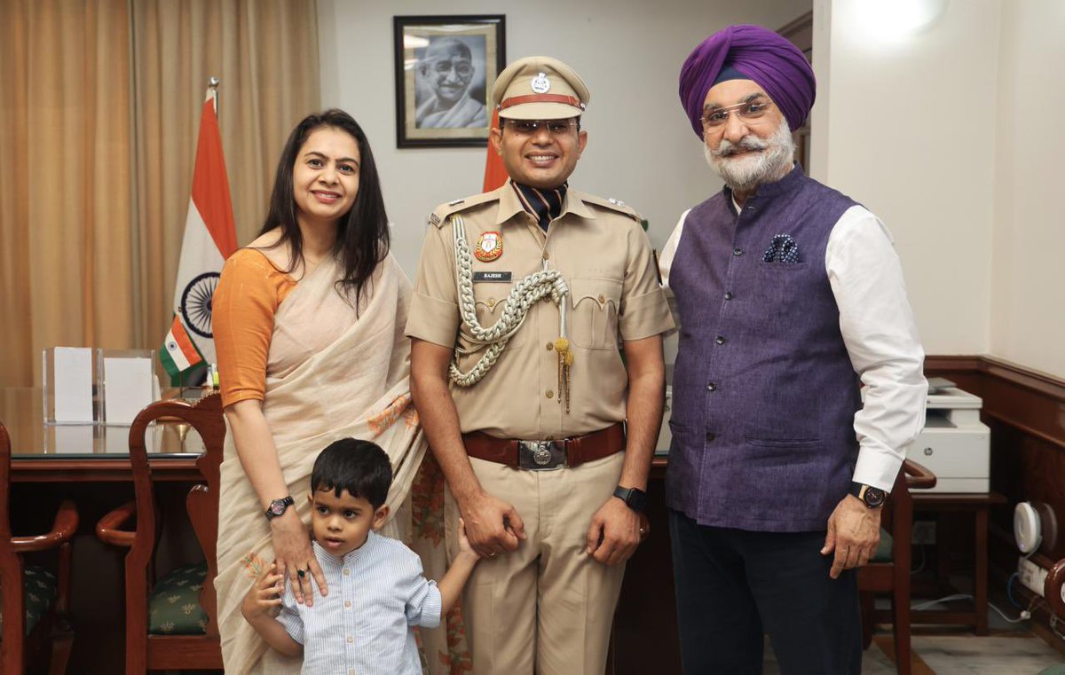Lok Niwas Delhi 🇮🇳 tweet media