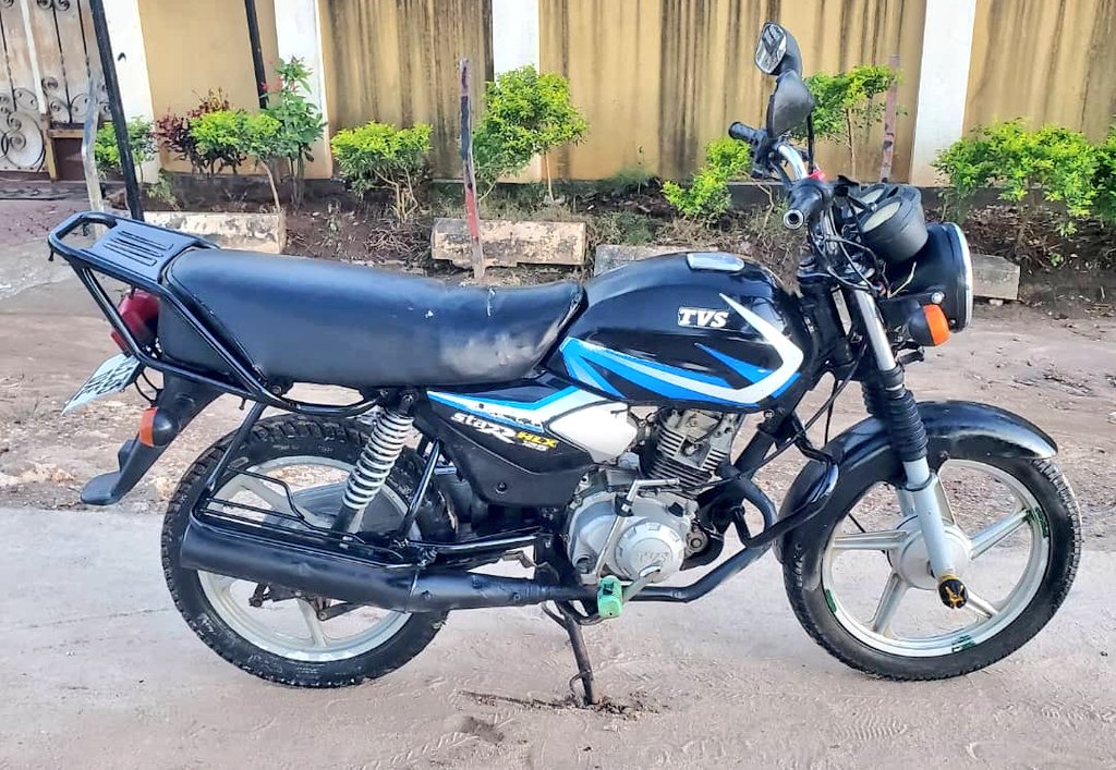 Eng_Matarra's tweet photo. TVS STAR HLX 🔥🔥

#TZS 1,000,000/=

Usajili: #DXE

🏍️ Cc. 125
🏍️ Gear 4
🏍️ Engine safi
🏍️ Body imekaza
🏍️ Starter jino moja tu
🏍️ Hautengenezi chochote
🏍️ Full Documents ✅️

IPO DAR (Mikoani Tunasafirisha)

CALL/WHATSAPP-0719542184 https://t.co/Q0FgG8UFh0