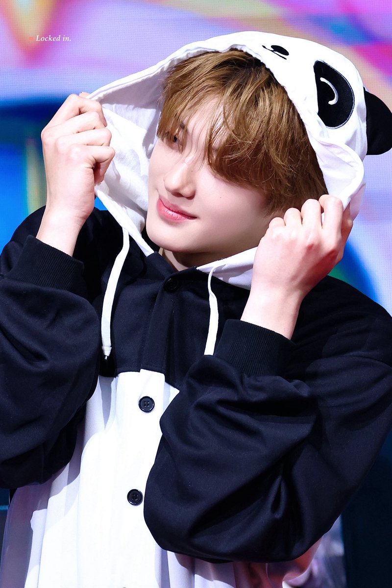 lockedin_csh's tweet photo. 260429 🐼

#정상현 #상현 #ALD1_상현 
#SANGHYEON #ALD1            
#알파드라이브원            #ALPHADRIVEONE https://t.co/giy430k4pO