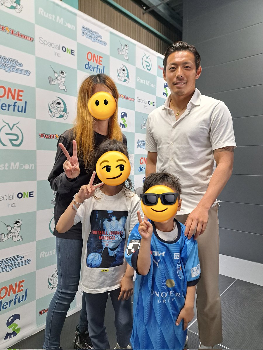 evo4cn9a's tweet photo. 鈴木準弥選手の交流会に参加しました！
宝物が増えました⚽✨
貴重なお時間をありがとうございました！

 #鈴木準弥 選手
 #スペシャルワン 株式会社様
 #ONEderful https://t.co/FvtzQ6bRdf