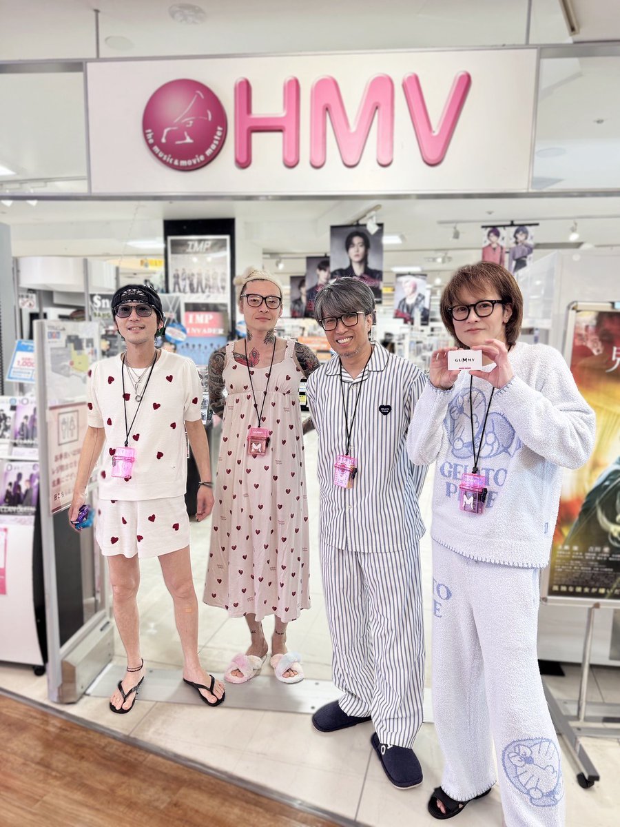 【#GUMMY】

「GIVE ME GUMMY」INSTORE EVENT
ご来場いただいた皆さまありがとうございました‼️

イベント終了後にお写真📸をいただきました☺️

そしてこの後は、FM NACK5『BEAT SHUFFLE』
公開生放送に出演🎉

スタジオ前に観覧エリアございますので
是非ご覧下さい‼️