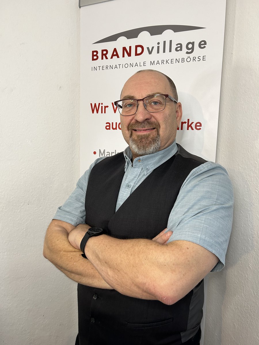 brandvillage_de's tweet image. Jetzt Wortmarke oder Wort-/Bildmarke verkaufen - Wir haben den Verkauf einer Marke einfach gemacht:
brandvillage.com

So geht's:
Einstellen - Verkauf abwarten - Geld auszahlen lassen

#news #TrendingNow #lifestyle #MoneyMindset #investing #DayDay #today #Dschungelcamp