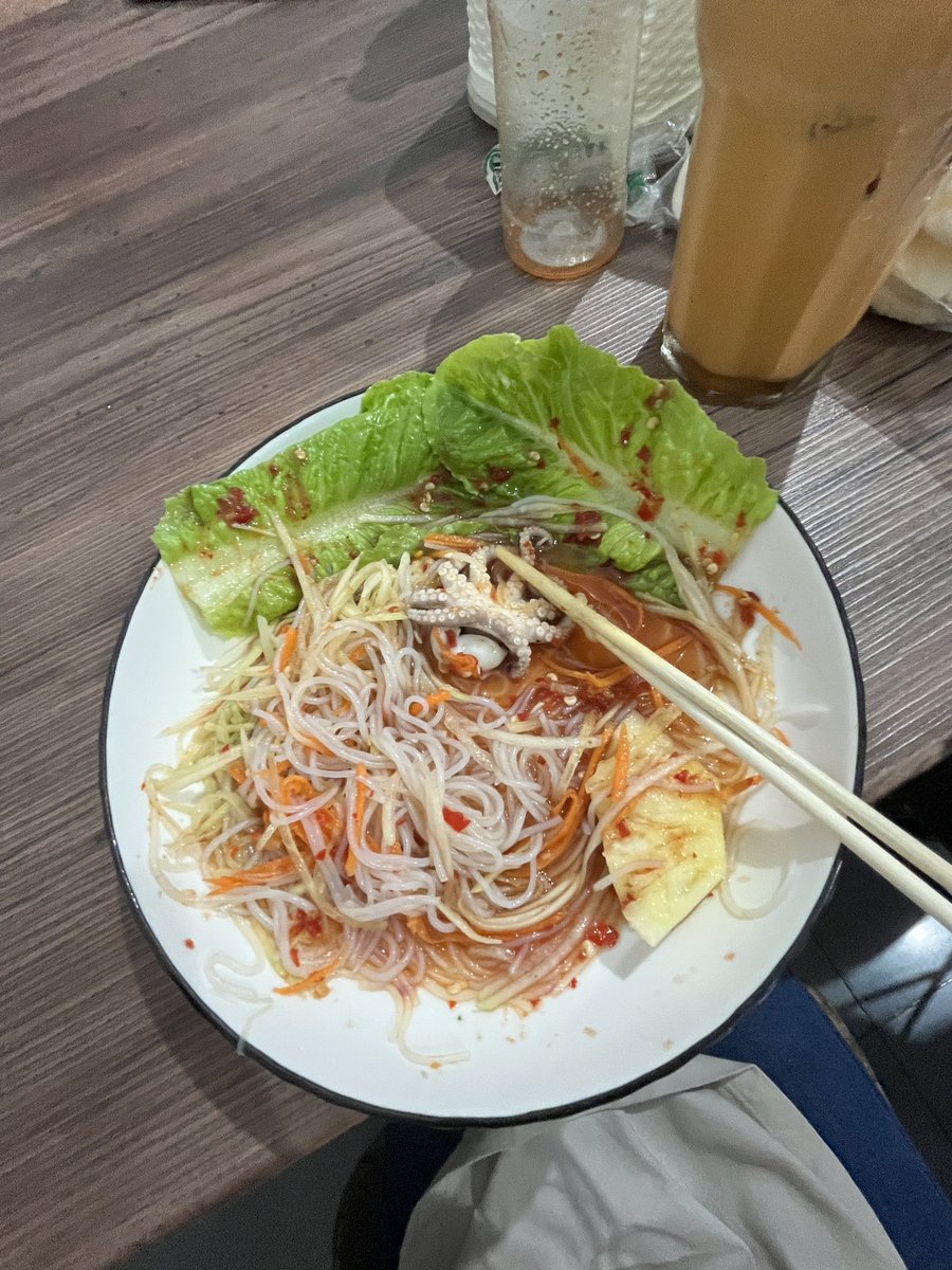 mbasundaa's tweet photo. Somtam swegerzzz https://t.co/9LUXKiFpqj
