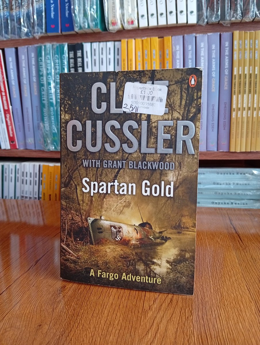 TDBookstores's tweet image. This is the first book in the Fargo Adventure series. It follows married treasure hunters Sam and Remi Fargo as they uncover a Napoleon-era mystery while hunting for a lost treasure of ancient Spartan gold. 

Price: 5000

#bookstore #bookhaul
