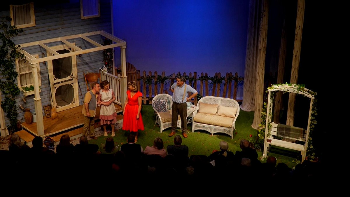 RTENationwide's tweet photo. Drama groups across Ireland nurture talent &amp; creativity &amp; the hope is to make it to the All‑Ireland Drama Festival - the Ballycogley Players in Co Wexford did just that &amp; we met them on their journey to the finals on #RTENationwide Friday 1st May @RTEOne 7pm @AllIrelandDram1 RT https://t.co/QpCxzADdxo