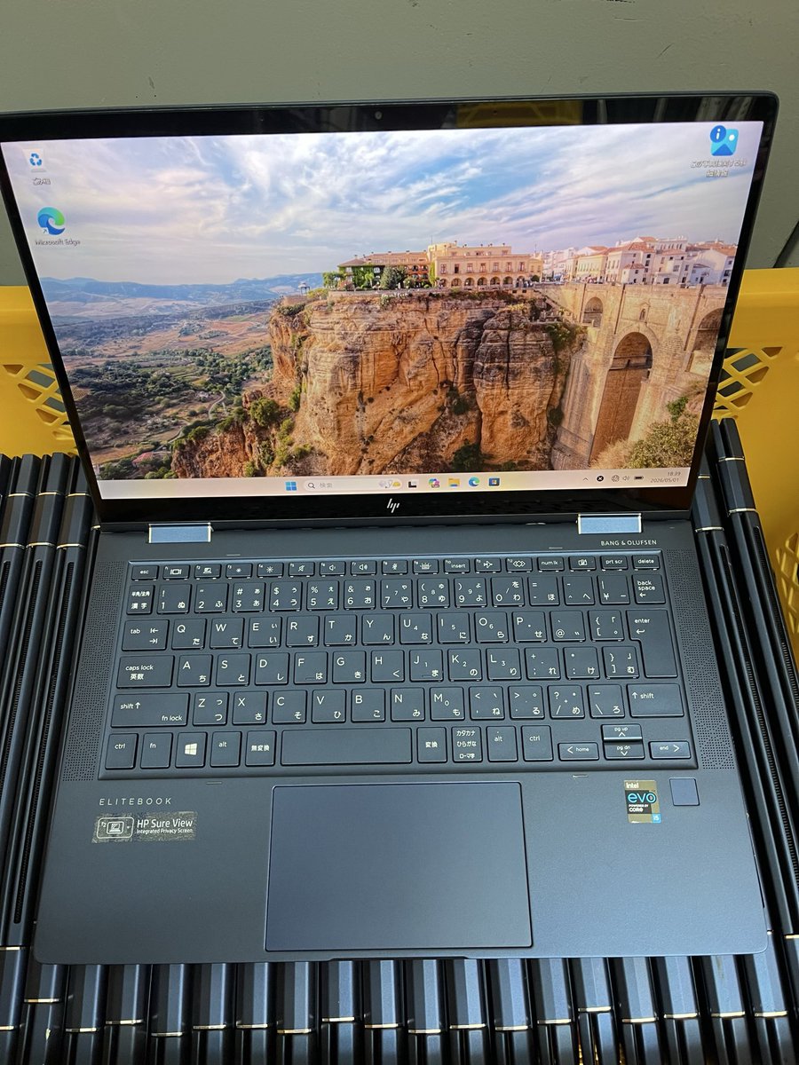 HP Dragonfly G2 2in1 i5-1135G7 FHDタッチパネル RAM 16GB SSD 512GB