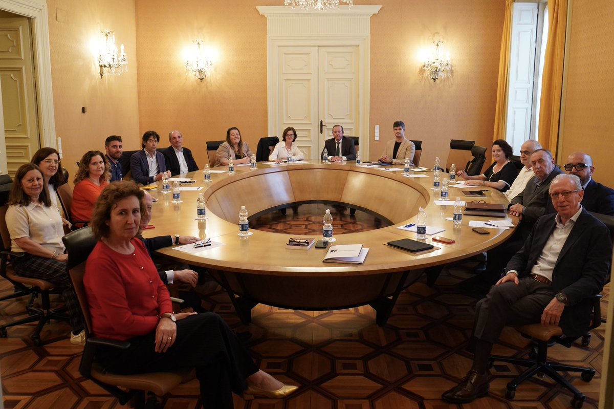 Colegio Notarial de Aragón tweet media