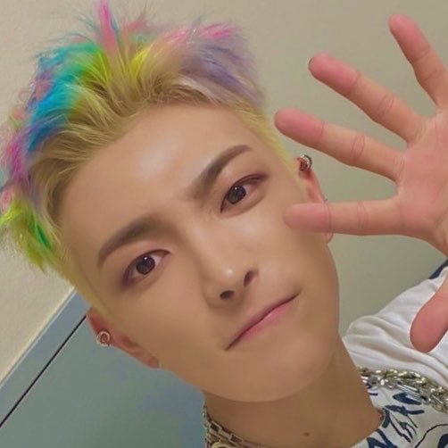 sqrlhongjoong's tweet photo. :3

#홍중 https://t.co/KFVR8MNfbg