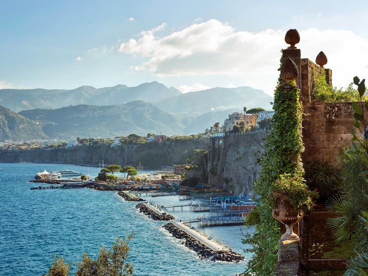 travelandchill1's tweet photo. Villa Astor Sorento https://t.co/zn3gQN6kJg