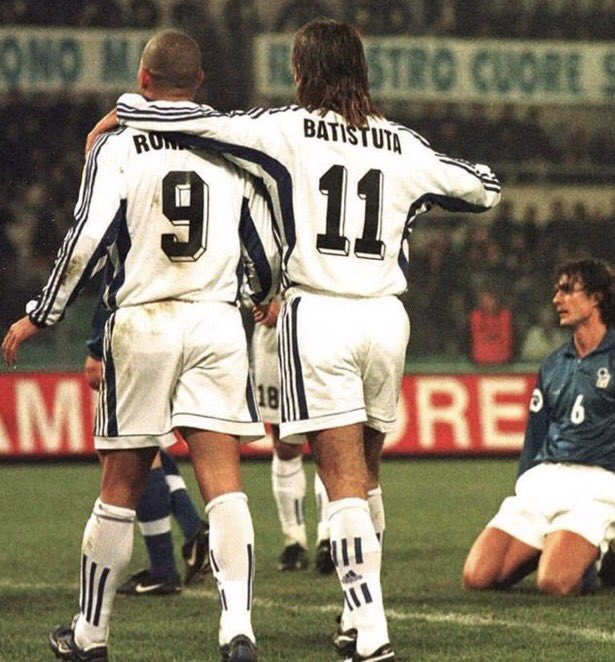 90s Football tweet media