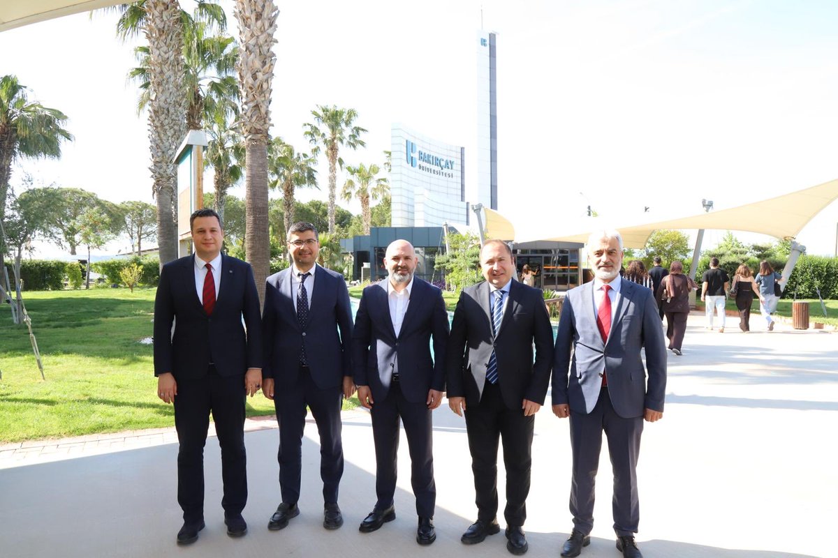 İzmir Bakırçay Üniversitesi tweet media