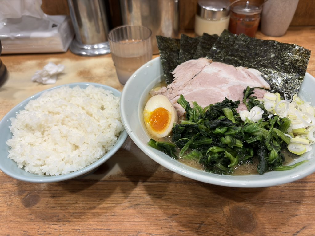 中野ぶるす tweet media